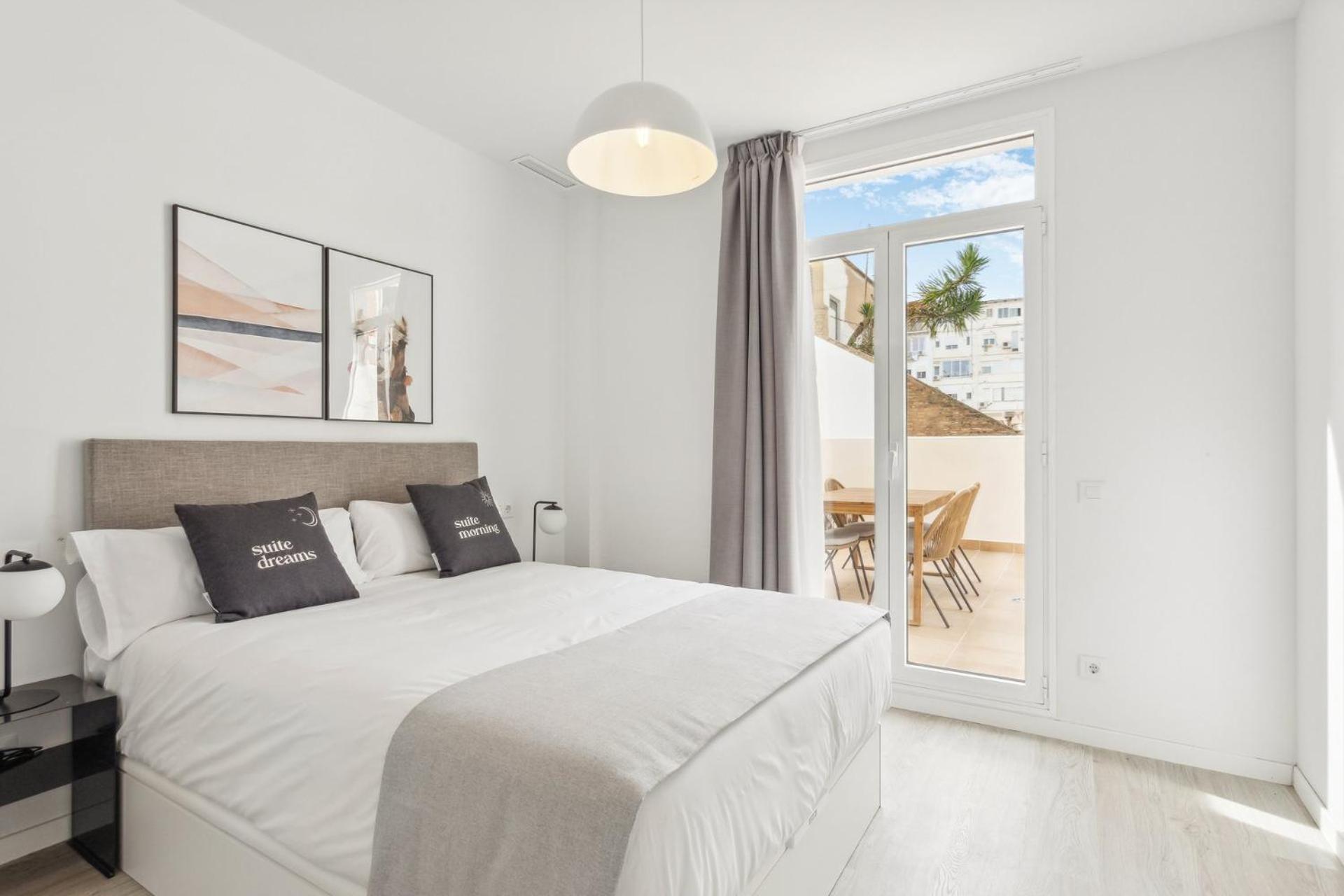 Limehome Valencia Calle De Cadiz ภายนอก รูปภาพ